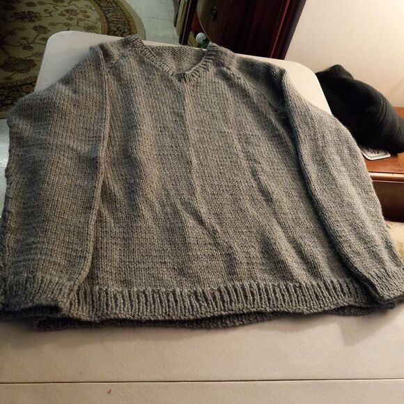 Handmade V neck Sweater - Picture 1 of 5